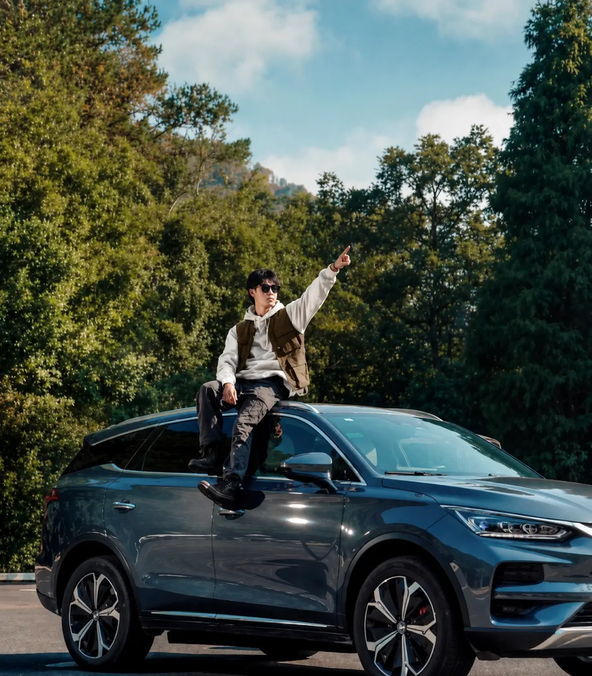 Poses with a car — men