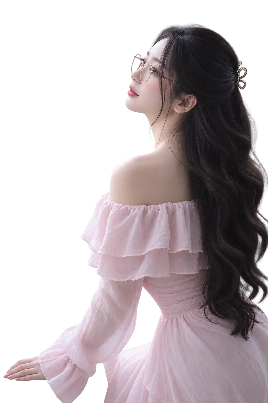 Dáng chụp bên cửa sổ — 2